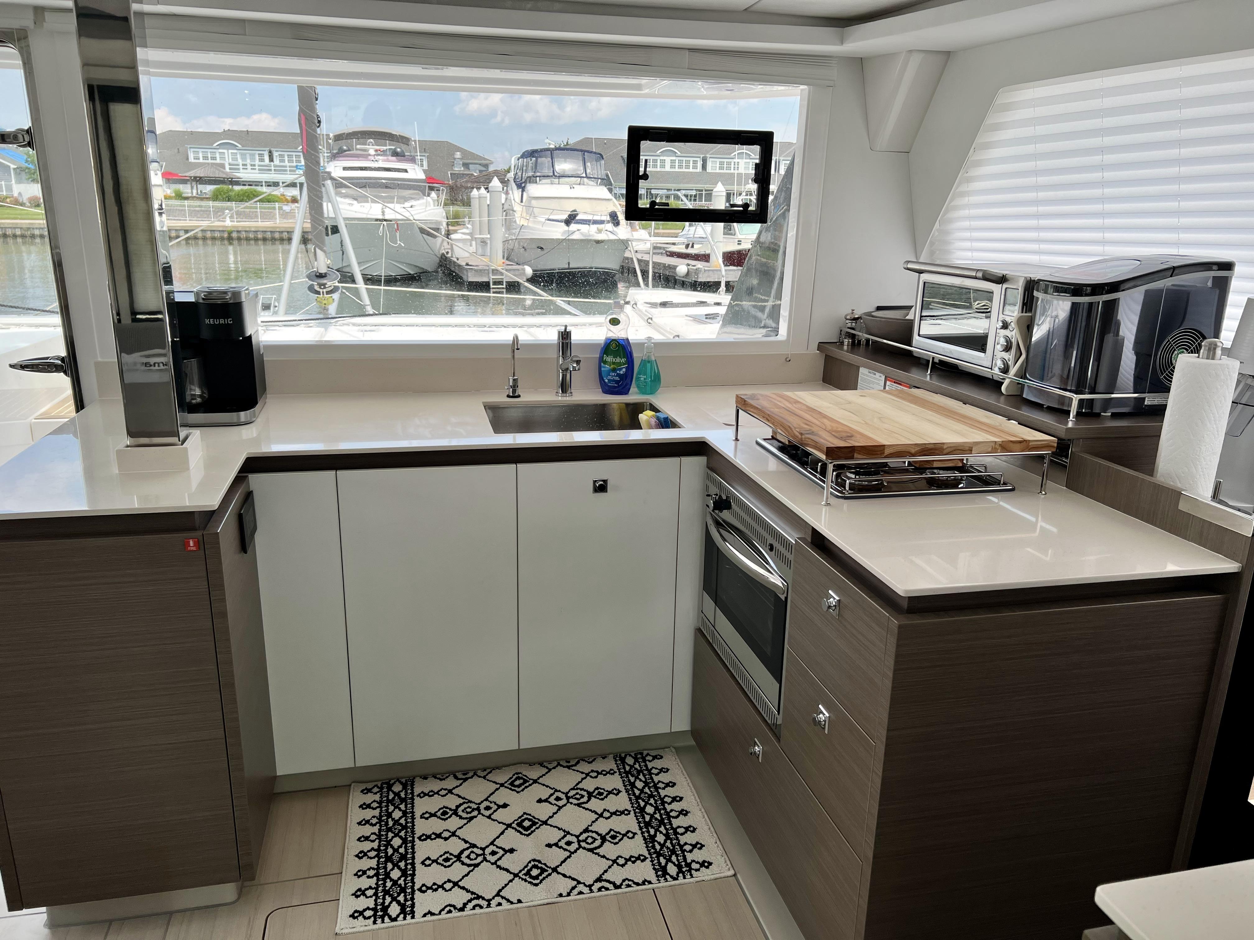 Leopard 42 Sailing Catamaran Sweet Surrender for sale | Leopard Brokerage